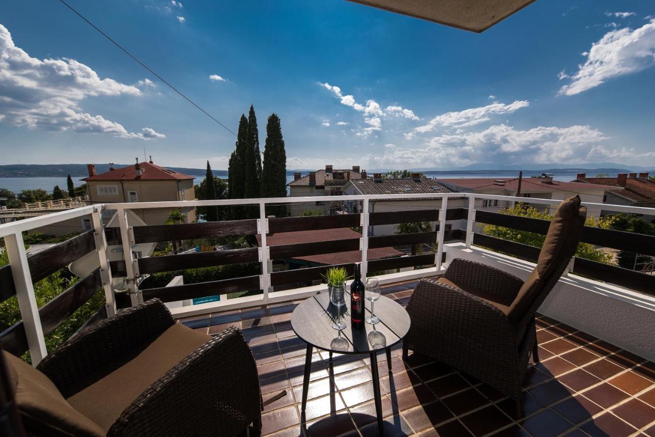 Apartments Agape Crikvenica Buitenkant foto